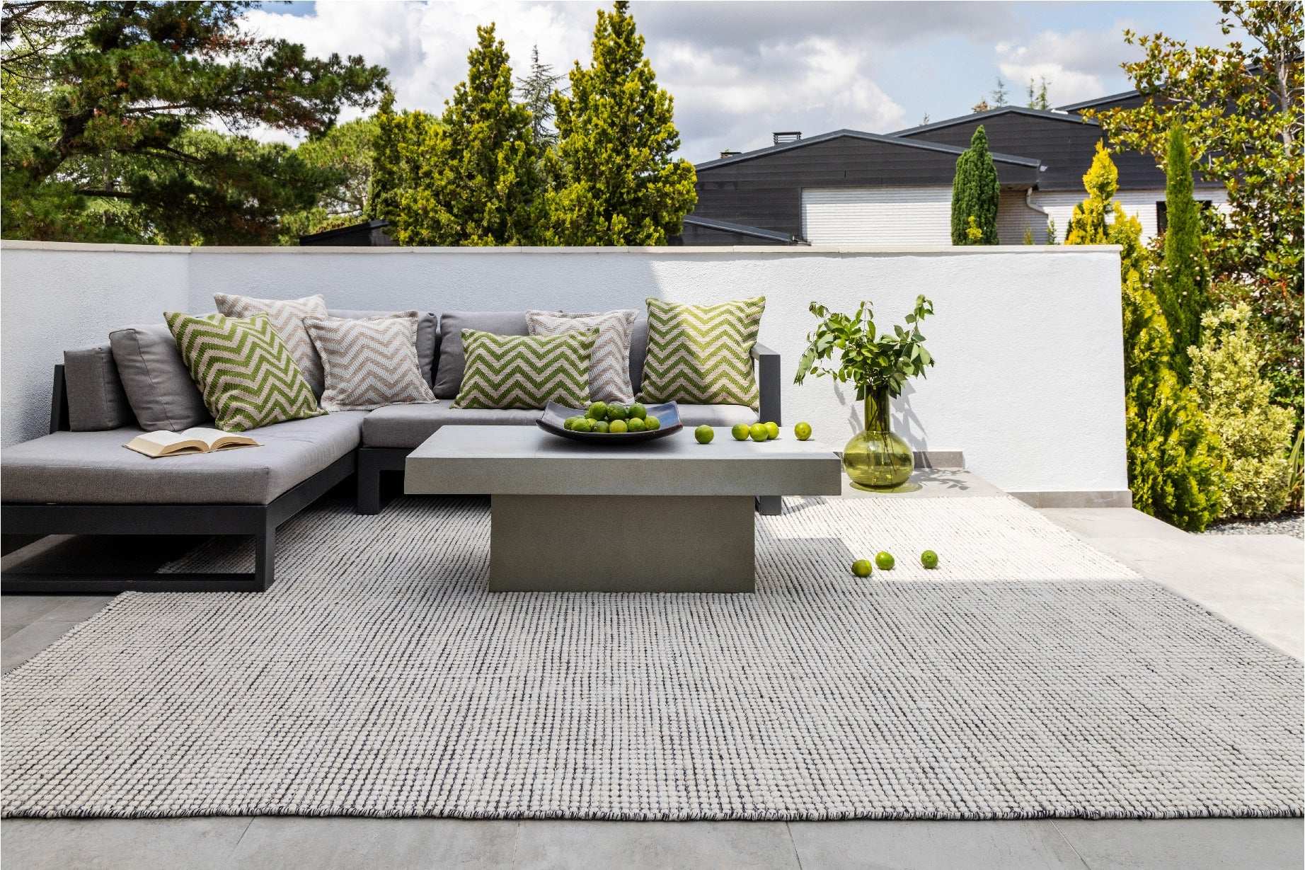 Alfombras para exteriores: crea tu oasis de verano - KAYMANTA | Sastrería de Alfombras