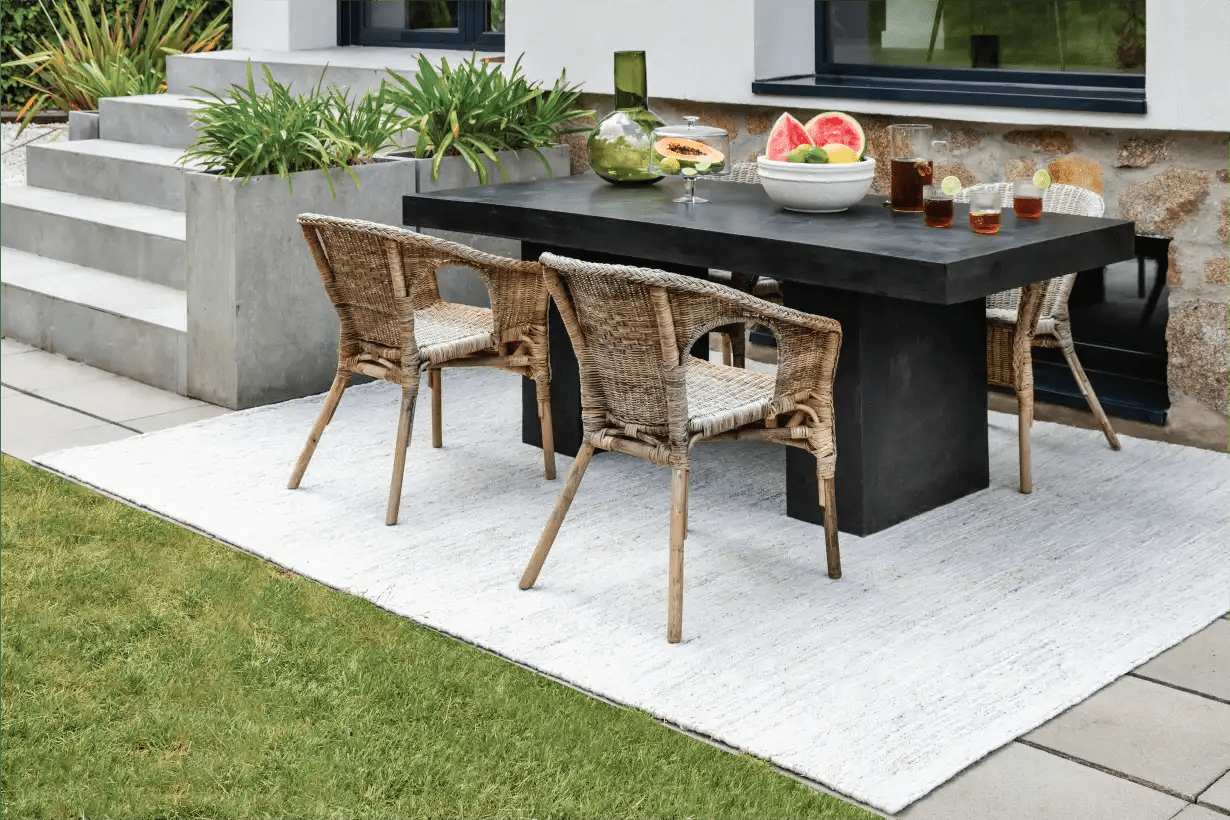 Cómo elegir la alfombra ideal para el verano: frescura, estilo y tendencias - KAYMANTA | Sastrería de Alfombras