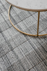 Alfombra Afrika 240x300 cm – PET reciclado gris claro by Kaymanta, elaboración orgánica.