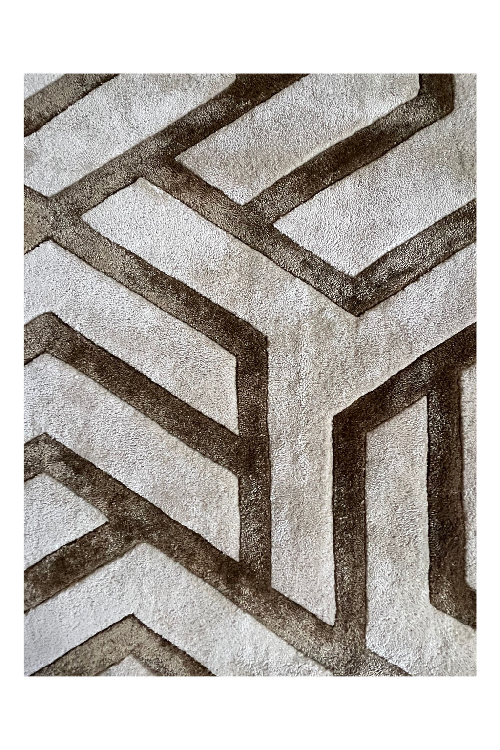 Alfombra Varanasi en Lana de NZ y Viscosa by Kaymanta, elaboración orgánica.