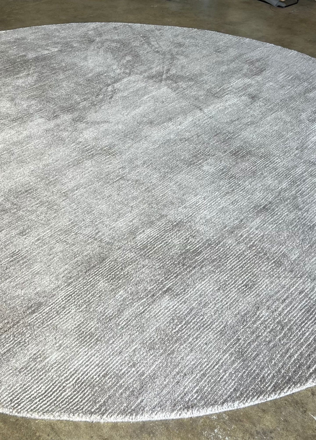 Eagle | Redonda 300ø cm - alfombras_a_medida_en_lana_madrid - KAYMANTA | Sastrería de Alfombras