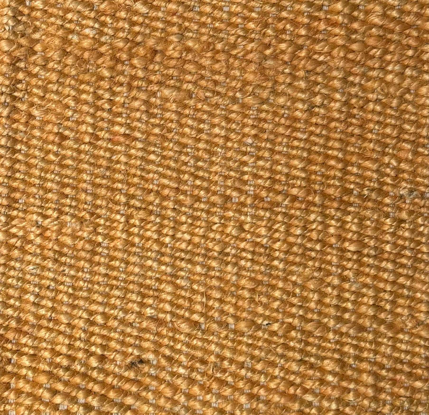 Yavi Rug | 100% Organic Jute | Elegant and Versatile Design in Neutral by Kaymanta, elaboración orgánica.